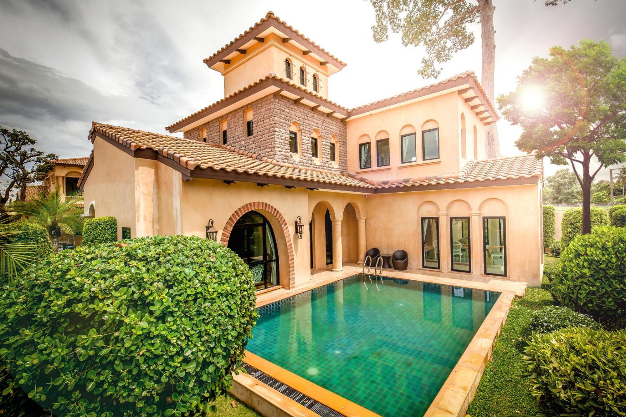 Chivani Pattaya Exterior foto