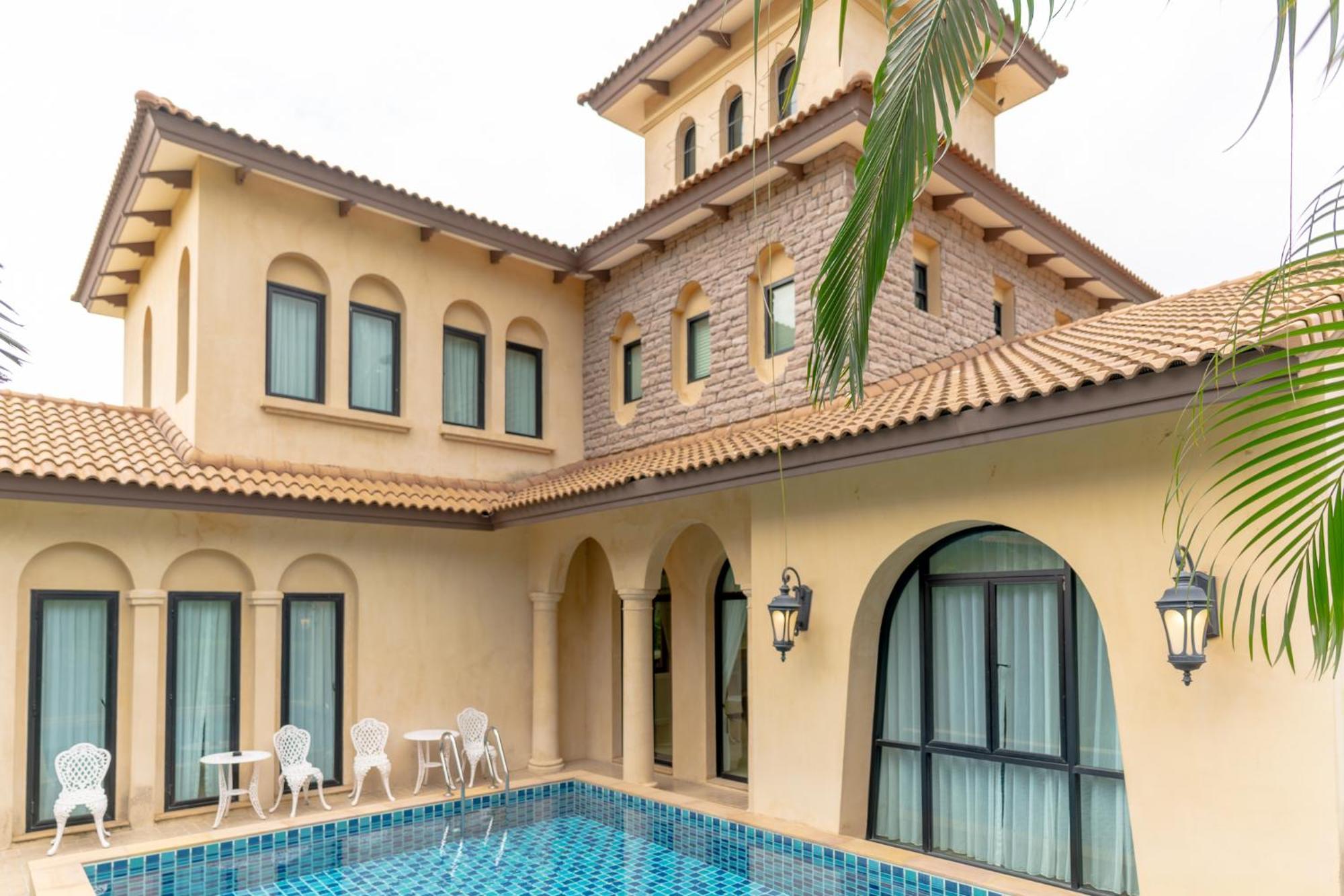 Chivani Pattaya Exterior foto